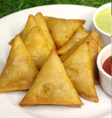 Chicken Vegetable Samosa
